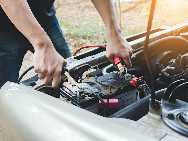 What can cause a dead battery?
